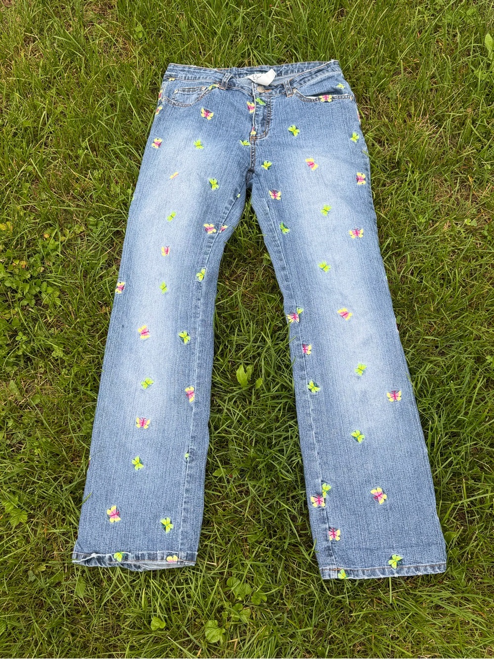 Lilly Pulitzer Light Blue Straight-Leg Jeans with Butterfly Embroidered Accents - Picture 13 of 13